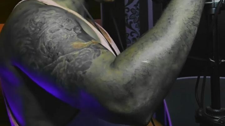 Falling In Reverse - God is a weapon cover