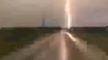 Allen turns into a giant