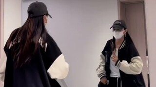 Sự cố trong điệu nhảy "thì thầm"