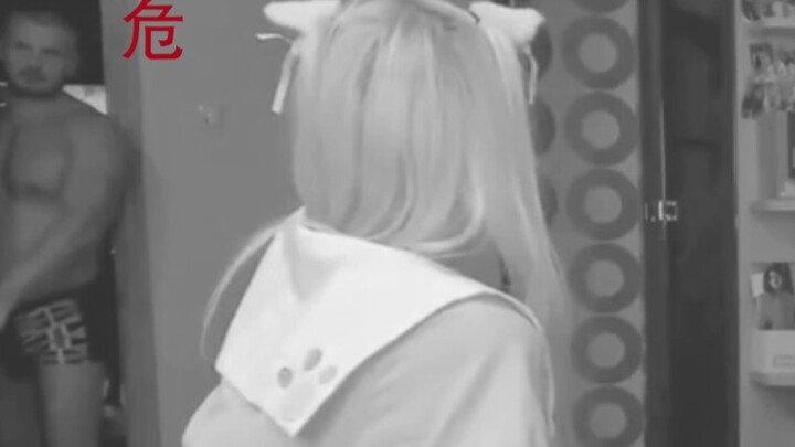 When a cross-dressing man is discovered by his father...
