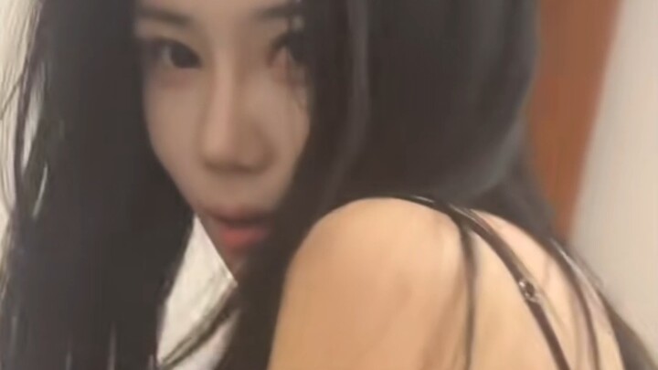 Đừng động vào nếu không muốn dính.