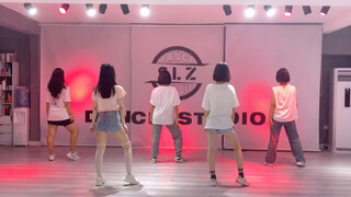 【小仓鼠】跟小我10岁的高中生妹妹们一起跳舞