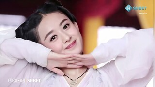 TRIỆU LỆ DĨNH ĐƯỢC KHEN, DƯƠNG TỬ BỊ TẨY CHAY DỮ DỘI