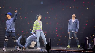 IU's Unique Dance Style