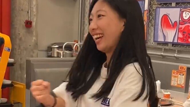 คลับฮิปฮอปถูกสร้างขึ้นเพื่อกินหม้อไฟ เช่น #WECREW #Shenzhen University WE Dance Troupe