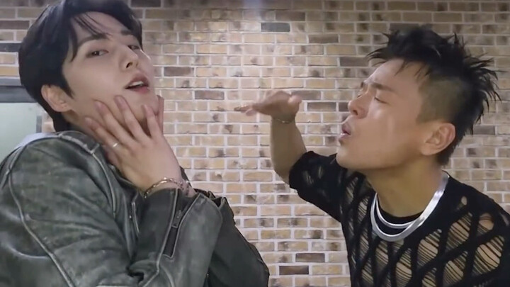 Brother Yang Kai has come to support the boss too! JYP’s Park Jin-young & Young K take on the “WET” 