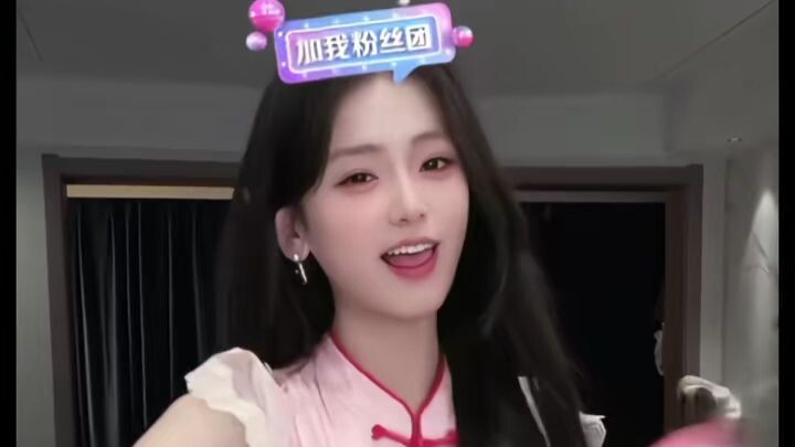 Turntable Dance ~ I'm Not Called a Lobster