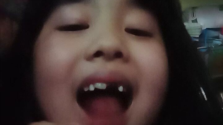 amos ( ako at Filipino )
