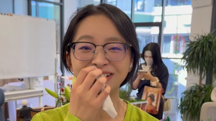 A tactful way to remind a colleague they have foot odor