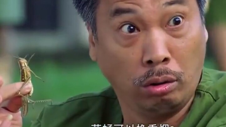 The prisoner caught a grasshopper and wanted to trade it with the prison guard for cigarettes, but u