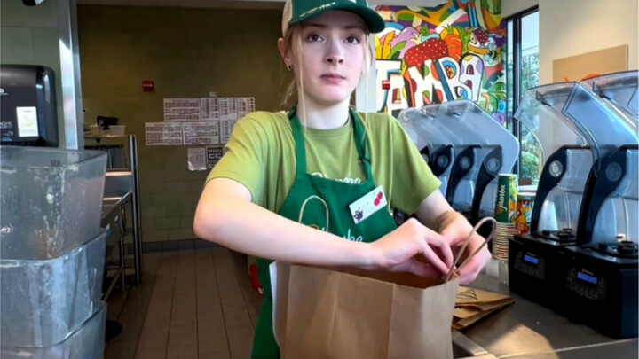 What does an American delivery driver's day look like? #AmericanDreamNingGe