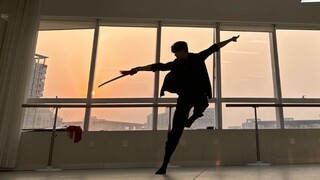 （风过谢桃花 ）剑舞