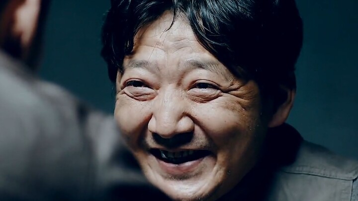 Việc Trương Trường Lâm quyết định không khai ra Trình Dũng thực sự khiến người ta bất ngờ; nụ cười c