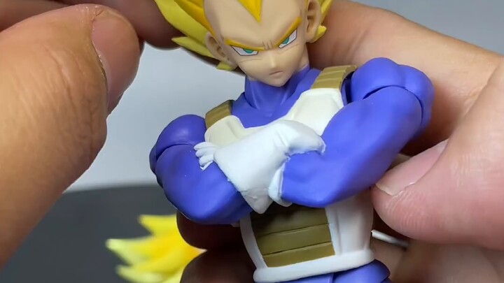 SHF Battle Suit Vegeta Review!!