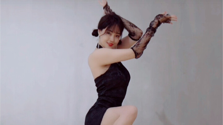 สุดยอดหน้าจอแนวตั้ง cheongsam เท้าเปล่า Huo Yuanjia [เจ้าของร้าน Bai]