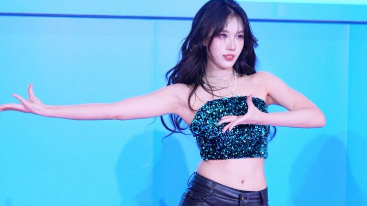 The bridge is Xiao Yuan's K-pop roadshow, River.