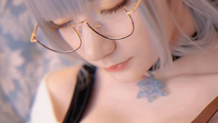 [Silver Noel cos] The leader is going to sleep obediently {{(>_<)}}