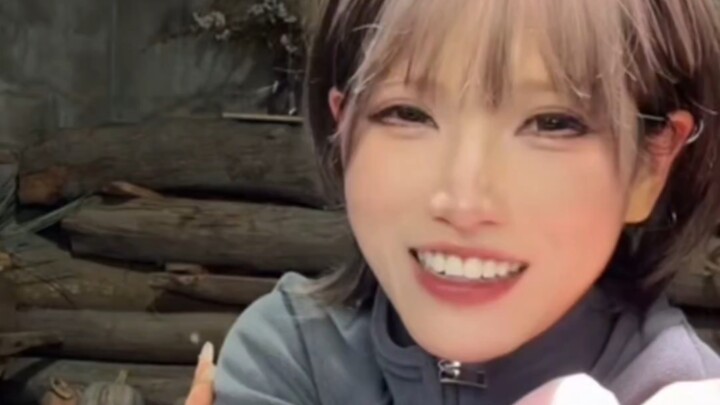 She knows so many things—why does it feel like she’s just scattered her skills everywhere?