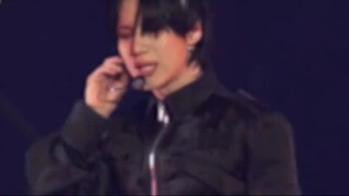 [แทมิน] เวอร์ชั่นคอนเสิร์ตของ Metamorph ที่เป็นเพลง Criminal มันเงียบไปนะ... กลัวมากเลย