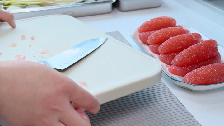 Feels good to watch, right? I sure felt good chopping it up!