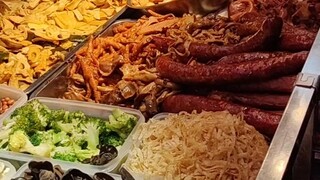 Jangan bilang di depan pelanggan bahwa satu kati telinga babi harganya 48 yuan, tambahkan saja kalim