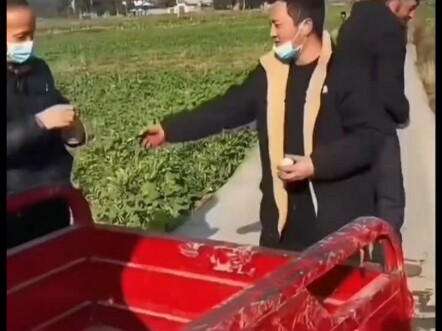哈哈哈哈！这哥们可以！