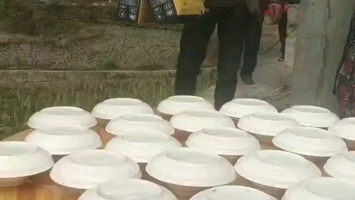 How much of this “door-blocking wine” you get is all about luck—treat your guests with respect and y