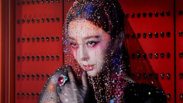 I, Bing Meimei, have worn this haute couture piece that the entertainment industry has long coveted!