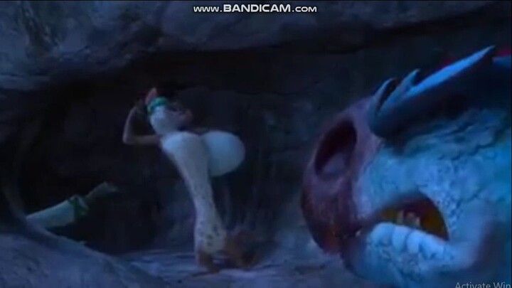 Ice Age Course Collision - Buck Song Scene