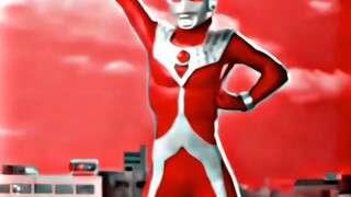 Ultraman khoai môn