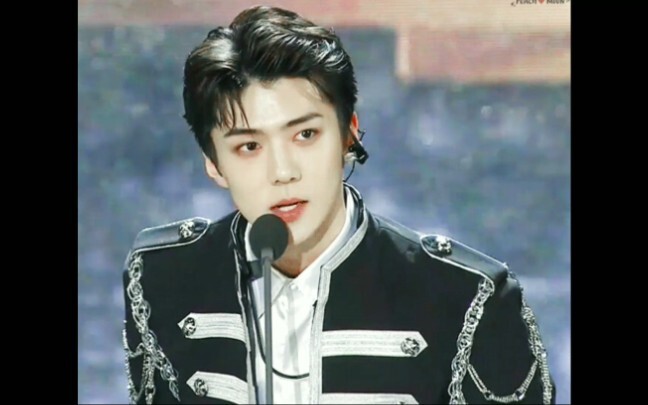 【Oh Se Hun】He has a face of nobility!