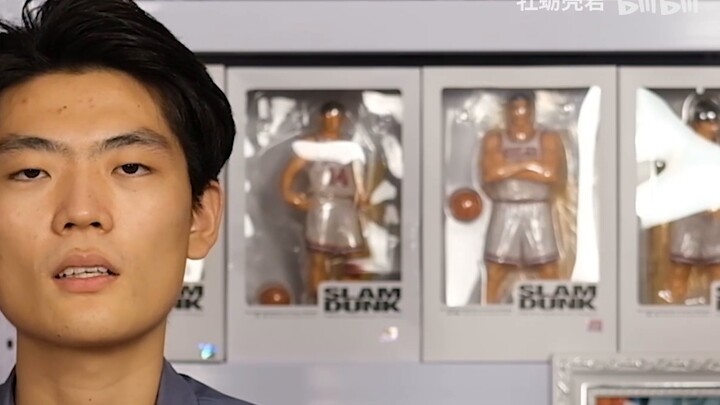 Apakah Anda menandatangani tanda tangan dengan Leo tiga puluh tahun yang lalu? 【Ultraman Leo】