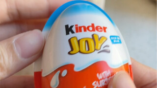 After living for more than 20 years, I finally know what is inside the Kinder Surprise Eggs