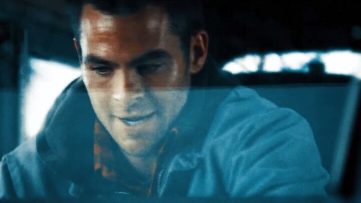 أول قطار بدون سائق ينطلق بسرعة جنونية نحو وسط المدينة المزدحم