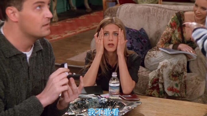 Rachel: Gambarannya terlalu indah, aku tak berani melihatnya.