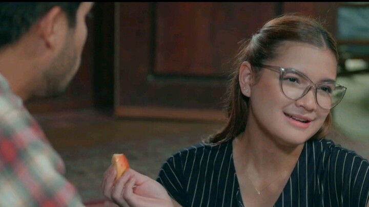 👨💰❌🌸👩9