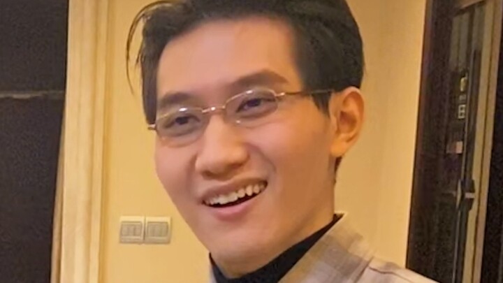 "Apakah saya punya pertanyaan?"