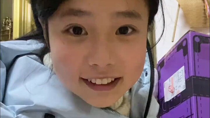 Đoán xem đồ chơi mới của tôi là gì nào