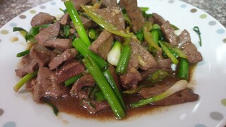 How to Make Stir Fry Liver Pork with Sweet Chili ตับผัดพริกหยวก