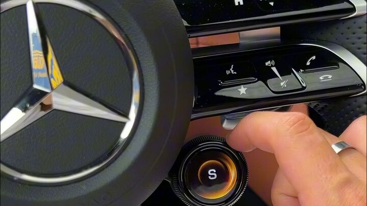 جودة صناعة مرسيدس بقيمة 200 ألف يورو رخيصة جدًا لدرجة أن أثاث إيكيا الذي قمتُ بتركيبه أكثر دقة منها!