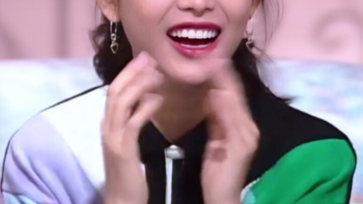 Hilarious… It’s just a “drama face” with nothing but youthful beauty—nothing else!