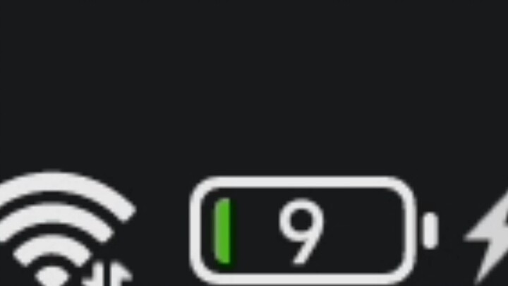 A person charged his mobile phone for 1 and a half minutes, and his battery level changed like this
