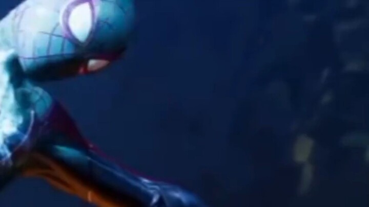 lucu sekali Spiderman nya