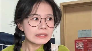 大学生宿舍惊险时刻