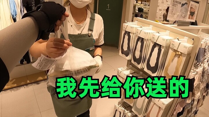 ไรเดอร์ส่งอาหารทำยังไงถึงจะเชิญชวนสาวๆ ให้รีวิวดีๆ ได้อย่างสง่างาม???