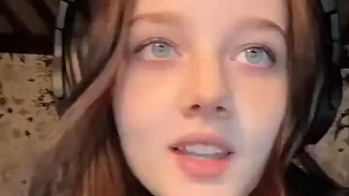 Các nữ sinh Mỹ lại học tiếng Trung theo cách này!!! Cười bể bụng luôn!