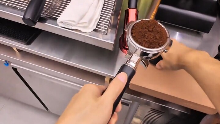 Immersive coffee making experience