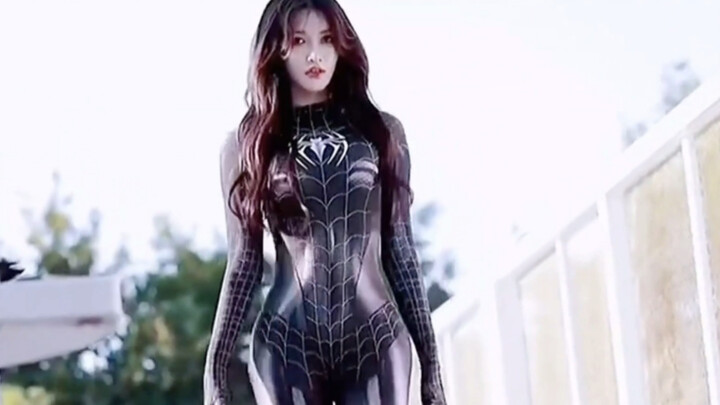 “Cho hỏi loài nhện thế này thì bắt ở đâu được vậy?!”