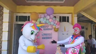 cara seru pakai kostum badut unicorn #badut #badutcianjur #badutlucu