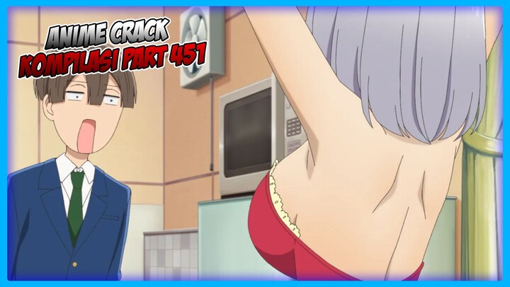 Aku mau ganti baju dan kamu jangan liat karena aku malu